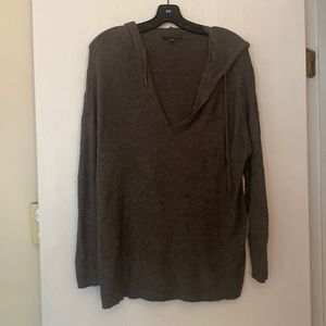 American Eagle- Hooded pullover sweater